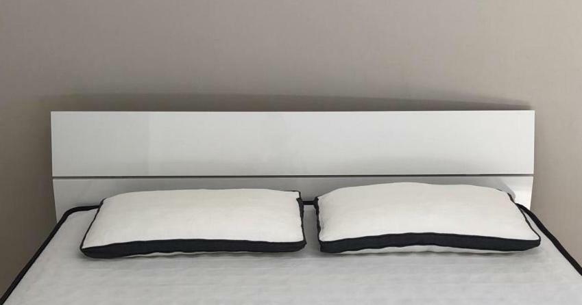 Mali i Robit Beachfront Apartment Golem  Esterno foto